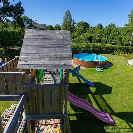 Schneider Hause Villa Jurmala Exterior photo